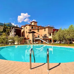 albergo-vittoria-toscolano-maderno.it-lombardy.com/