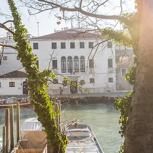 Casa Sant'andrea Alojamento de Acomodação e Pequeno-almoço Veneza