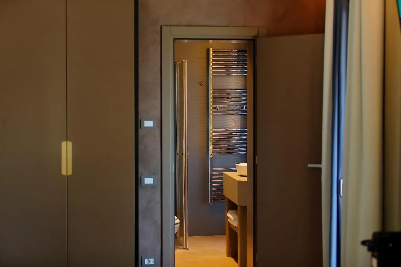 Hotel Bell'Arrivo By Dori Peschiera del Garda 3*,